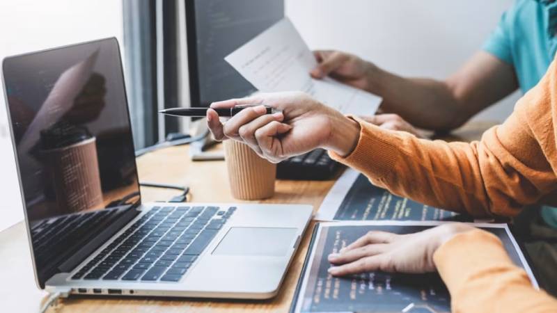 从IOE到信创体系:金融行业国产化改造的深度实践